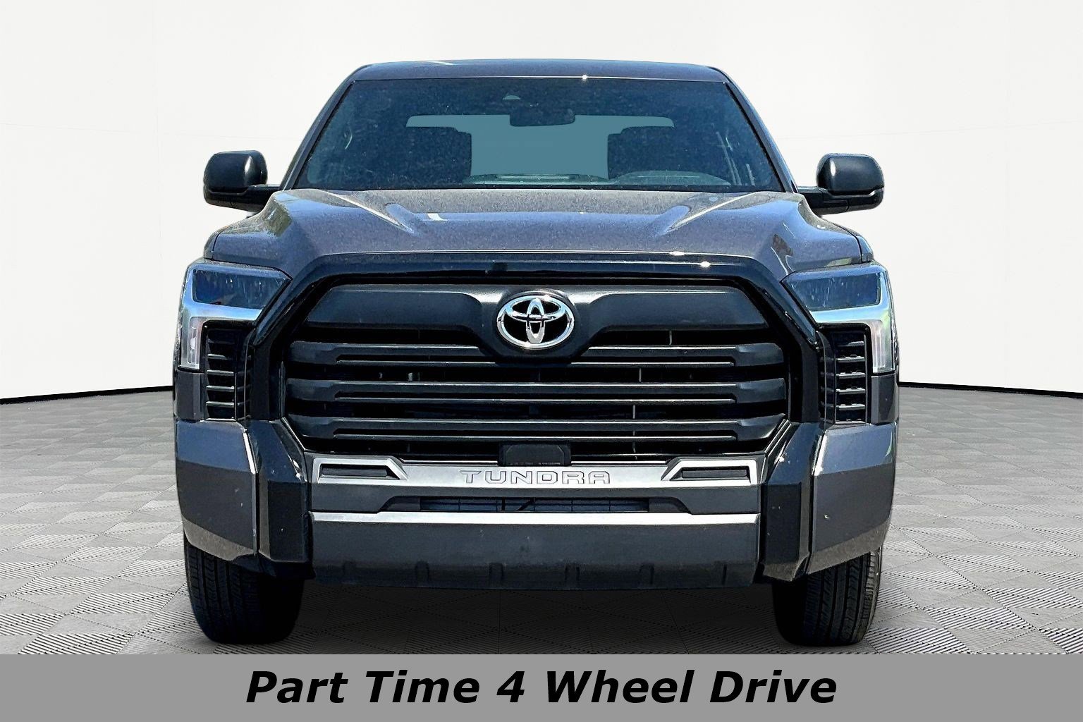 Used 2025 Toyota Tundra SR w/ SR Tow Package AWD/4WD image 2