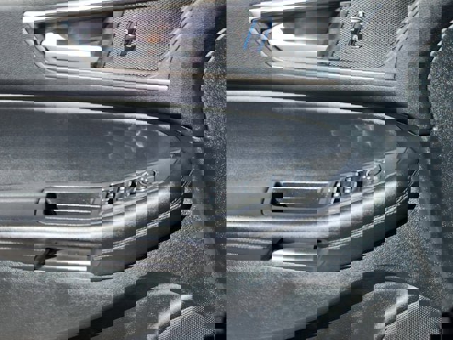 Certified 2023 Ford Edge SEL image 18