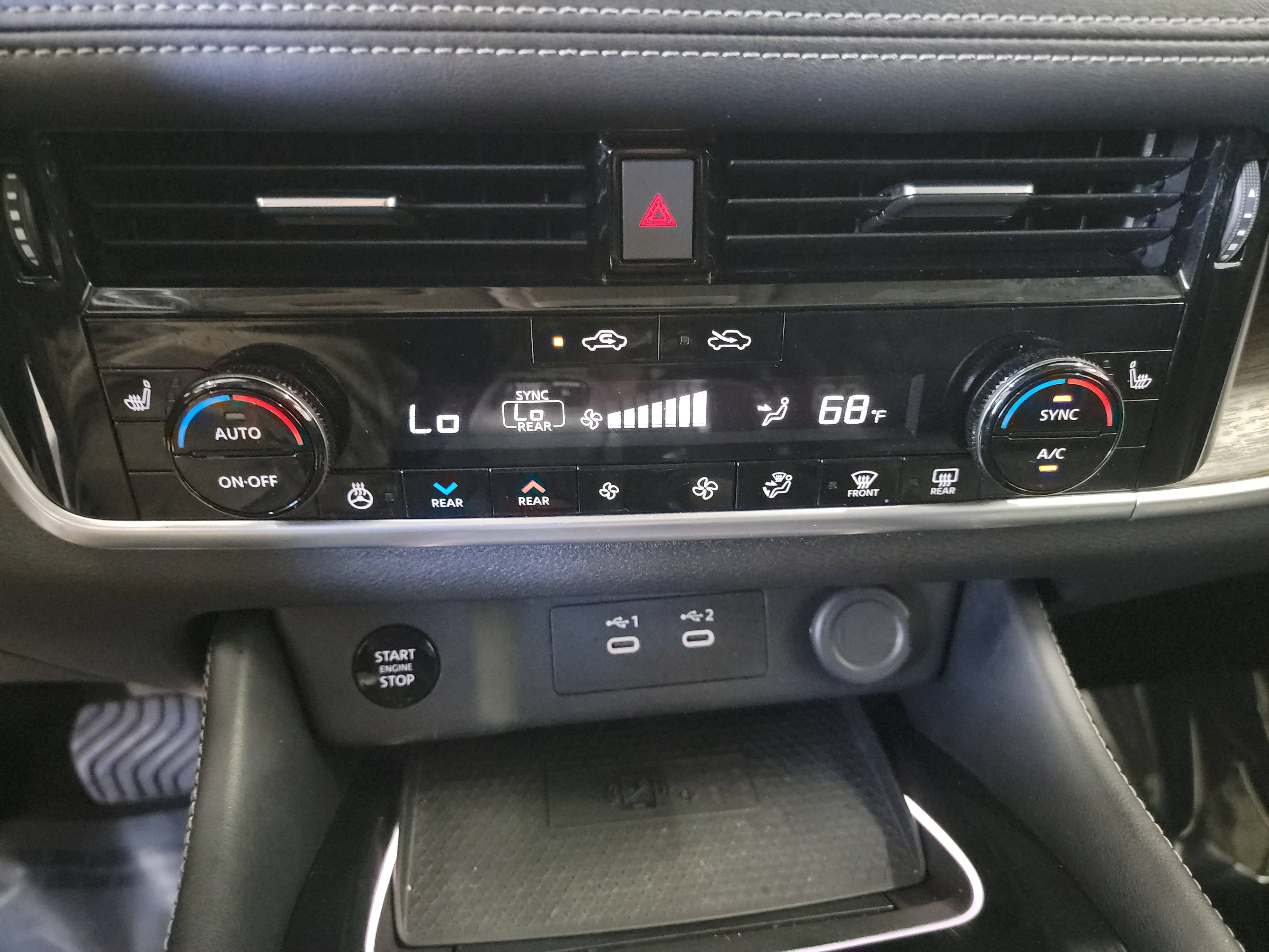 Used 2024 Nissan Rogue Platinum w/ Platinum Premium Package AWD/4WD image 21