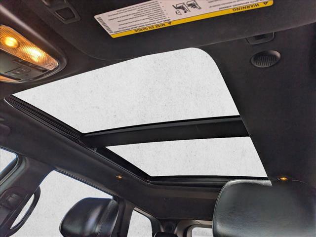 Used 2018 Jeep Grand Cherokee Limited w/ Luxury Group II image 18