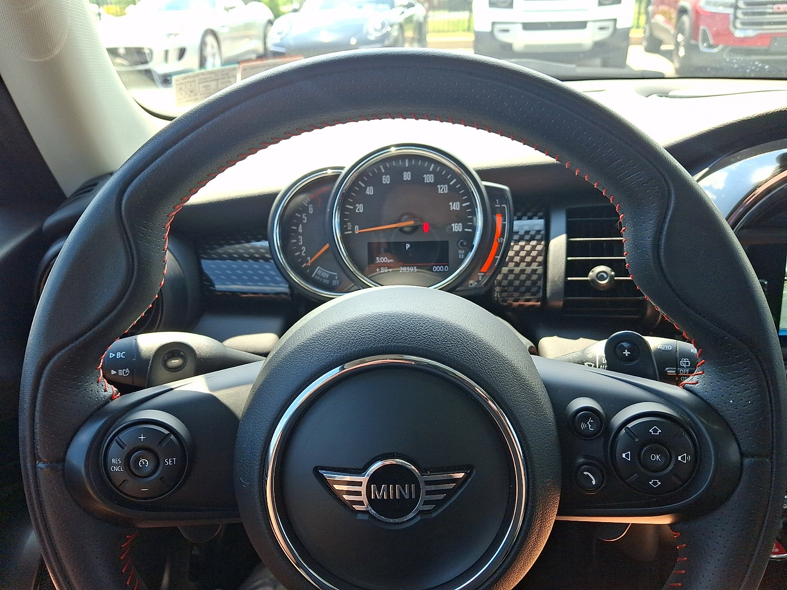 Used 2019 MINI Cooper S w/ Signature Upholstery Package FWD image 17