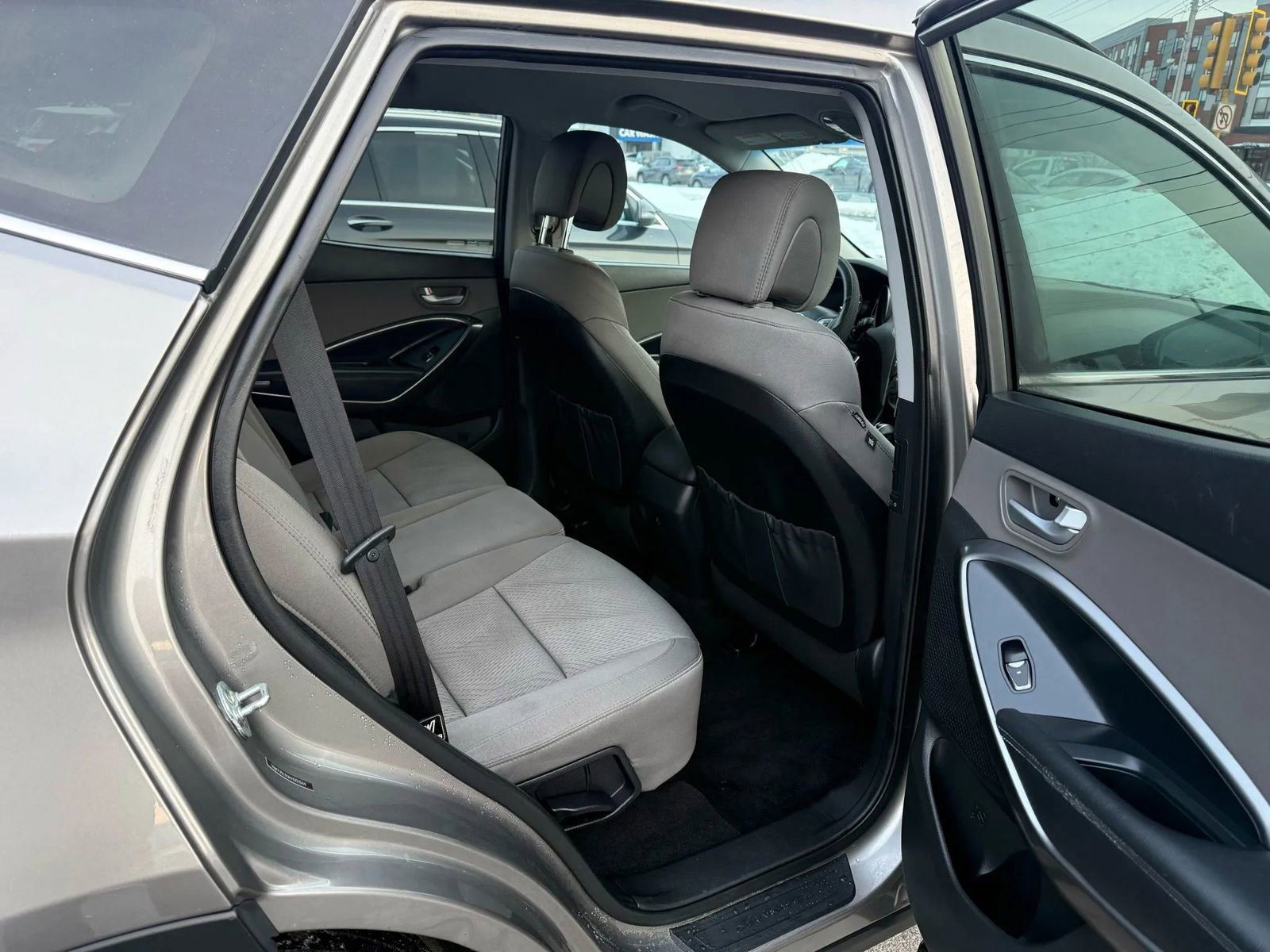 Used 2017 Hyundai Santa Fe Sport image 8