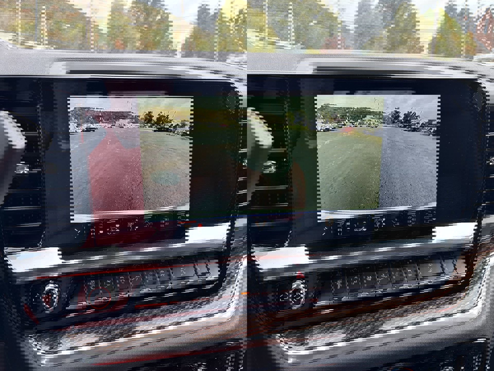 New 2026 GMC Sierra 2500 SLE image 25