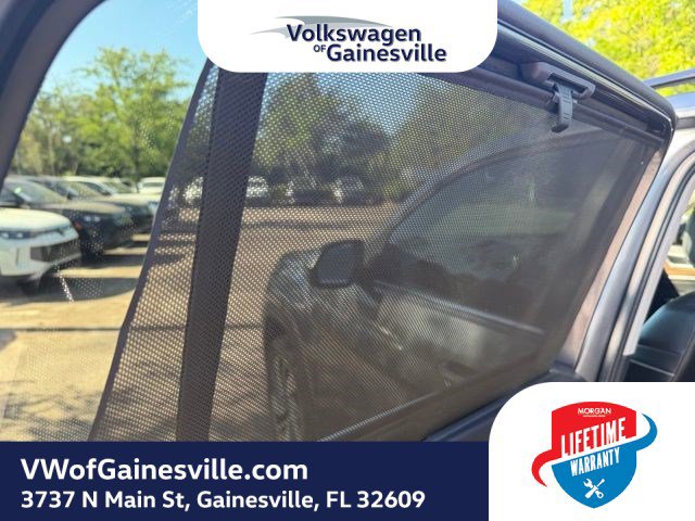 Certified 2024 Volkswagen Atlas SE FWD image 13