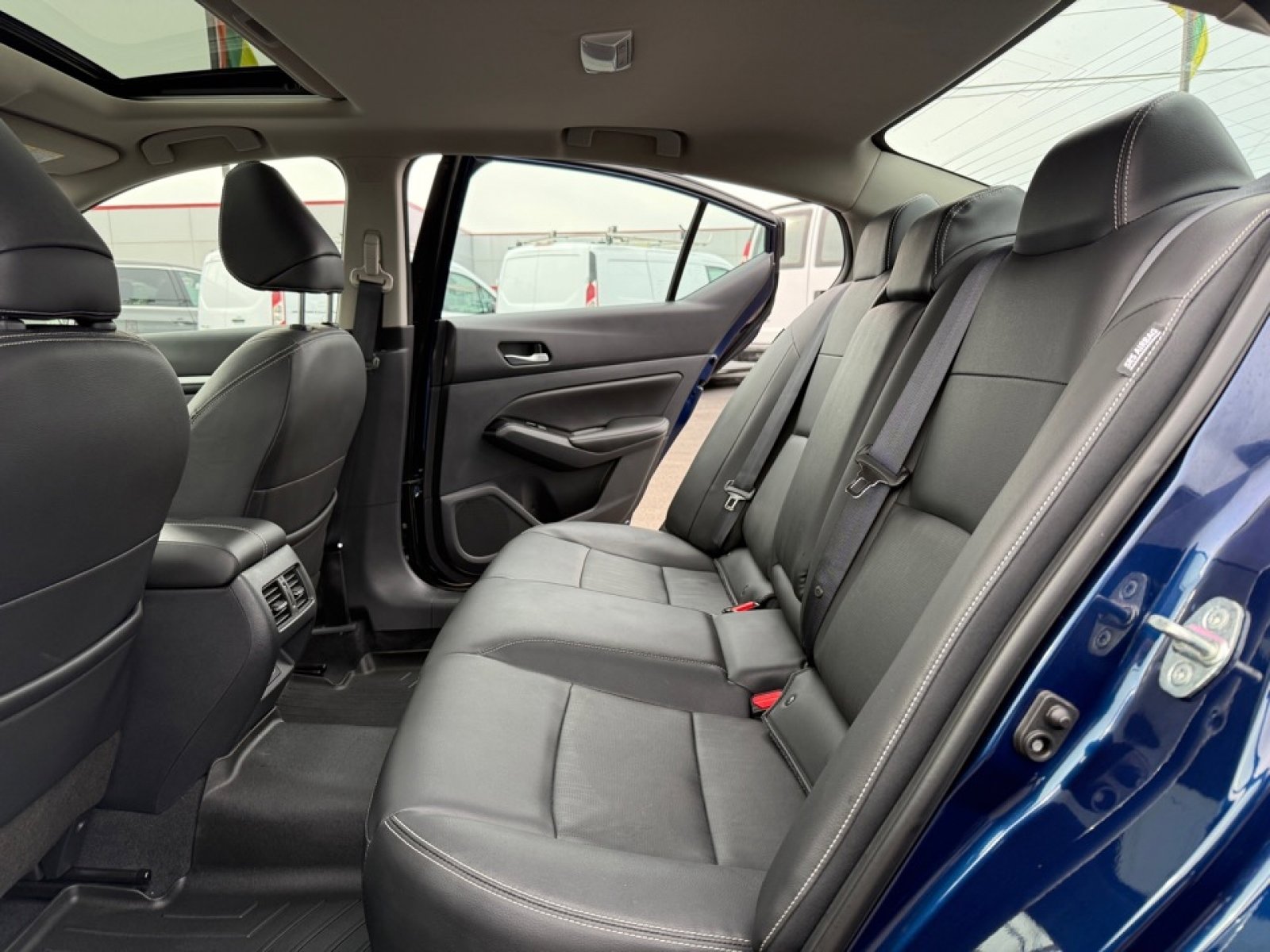 Used 2022 Nissan Altima 2.5 Platinum image 29