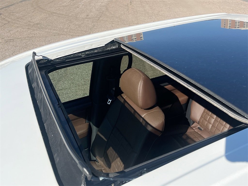 Used 2024 Nissan Titan Platinum Reserve w/ Moonroof Package image 23