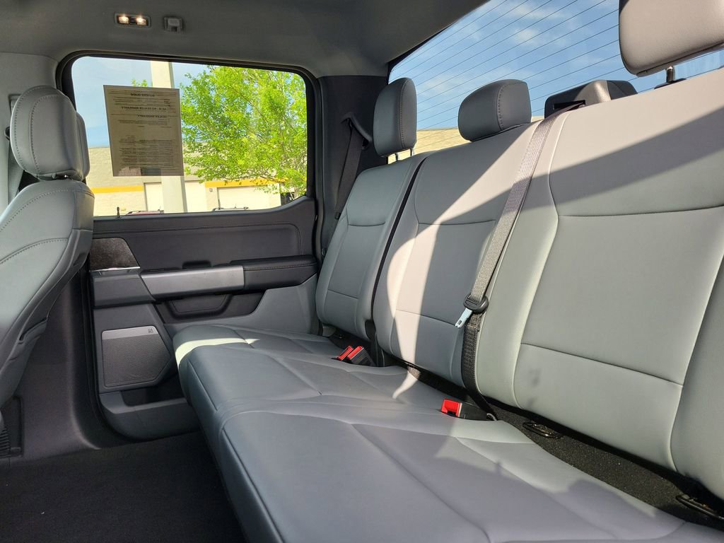 Used 2025 Ford F150 Lightning Flash image 11