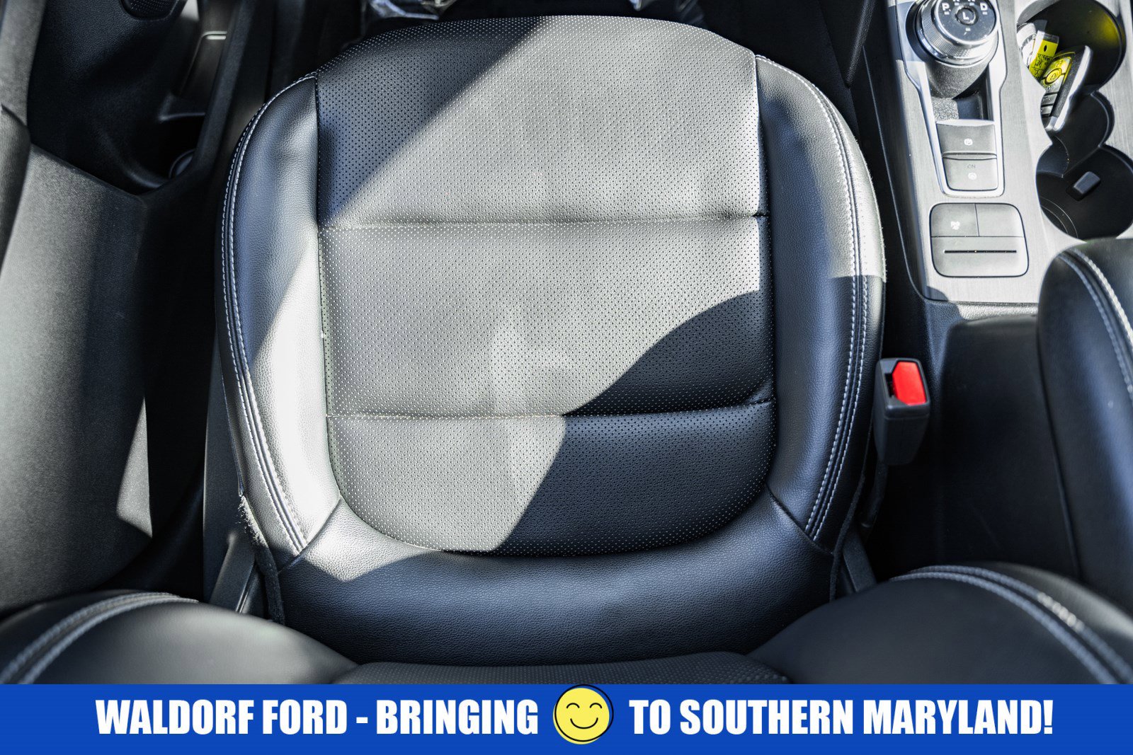 Used 2022 Ford Escape SEL image 34