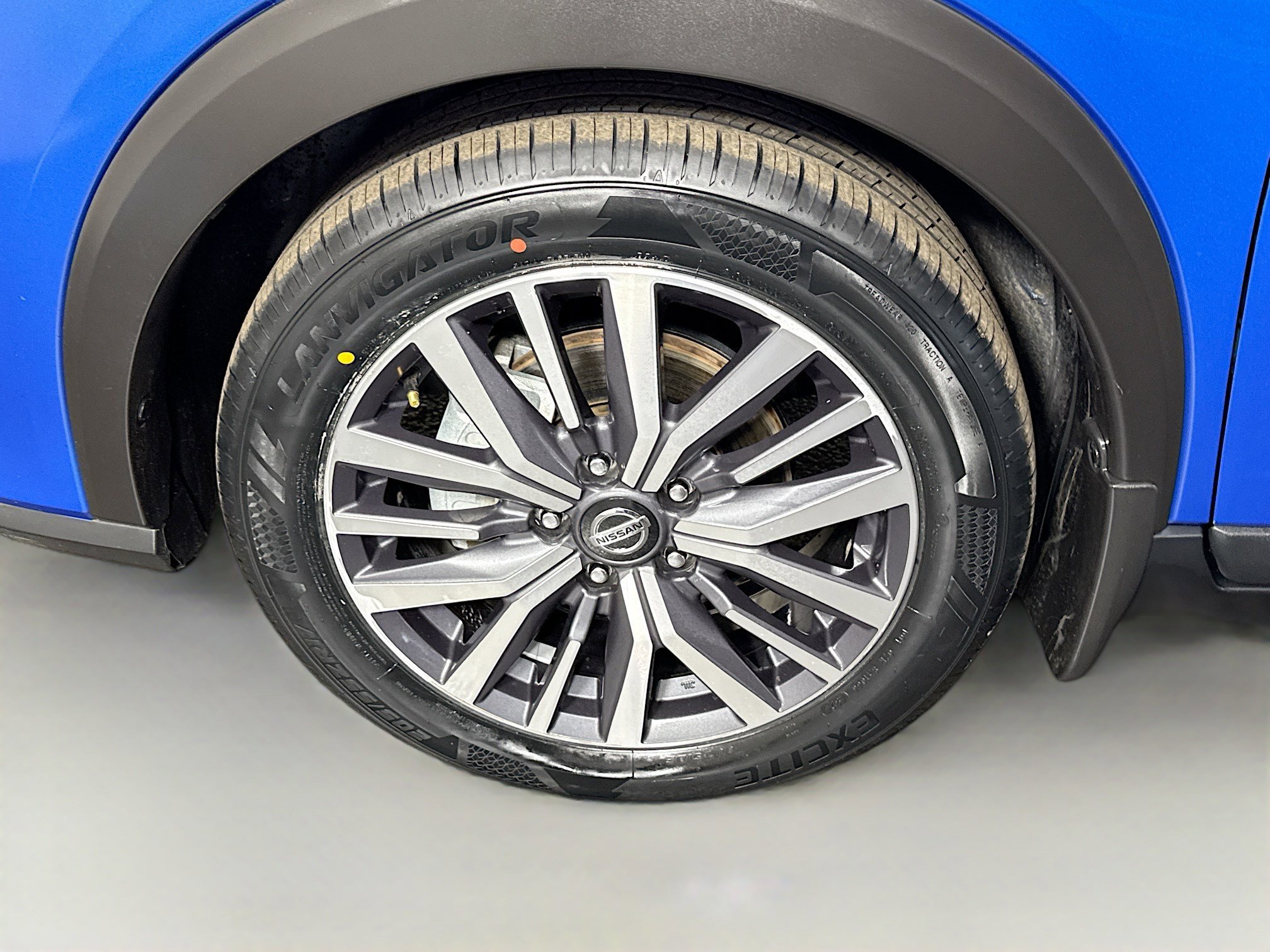 Used 2021 Nissan Kicks SR FWD image 37