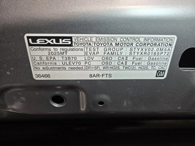 Certified 2025 Lexus IS 300 F Sport image 28