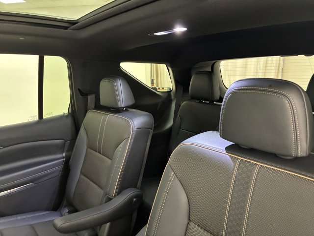 Certified 2026 Chevrolet Traverse High Country AWD/4WD image 18
