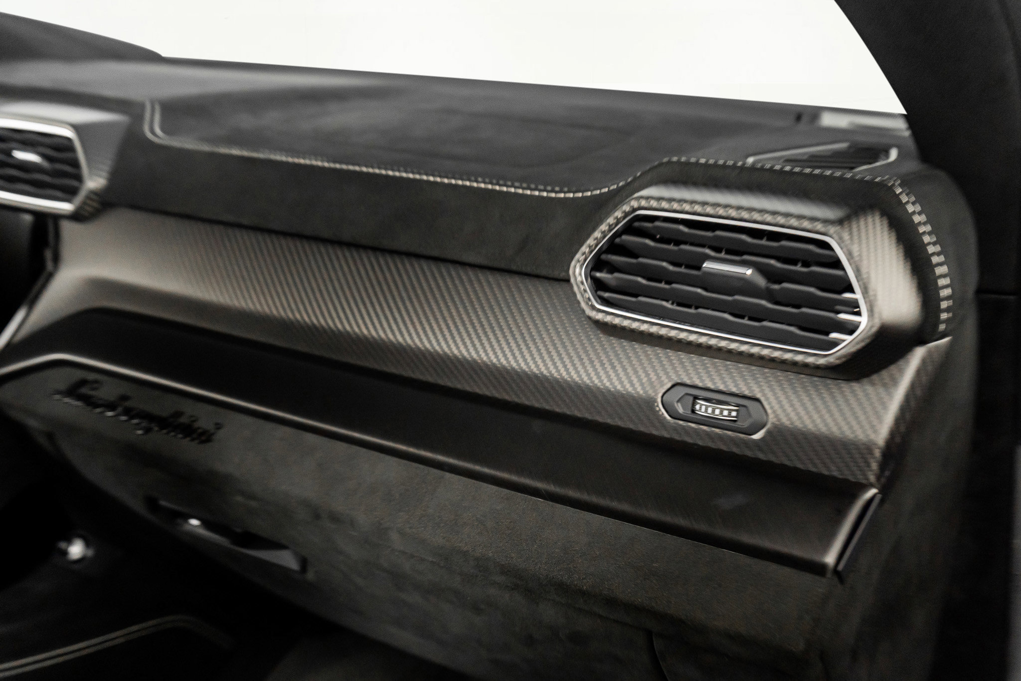 Used 2024 Lamborghini Urus Performante image 58