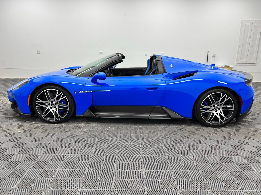 Used 2023 Maserati MC20 Spyder image 7