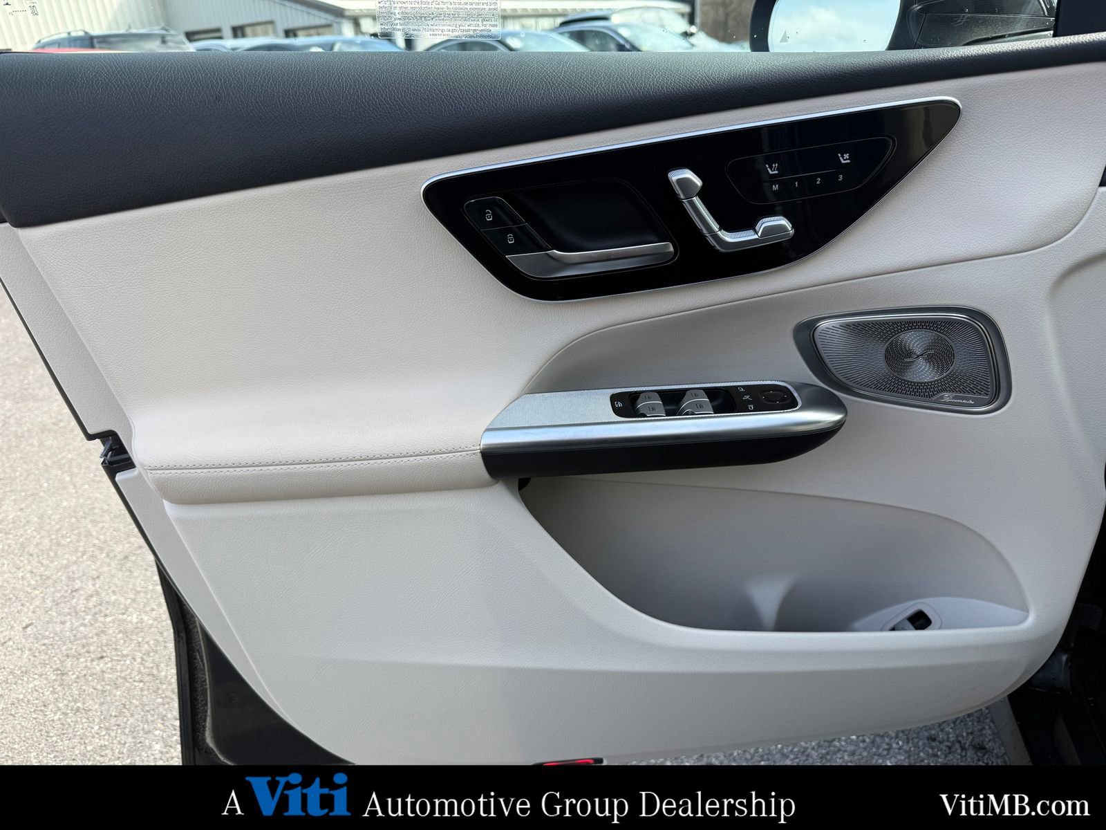 Certified 2025 Mercedes-Benz GLC 300 4MATIC image 15