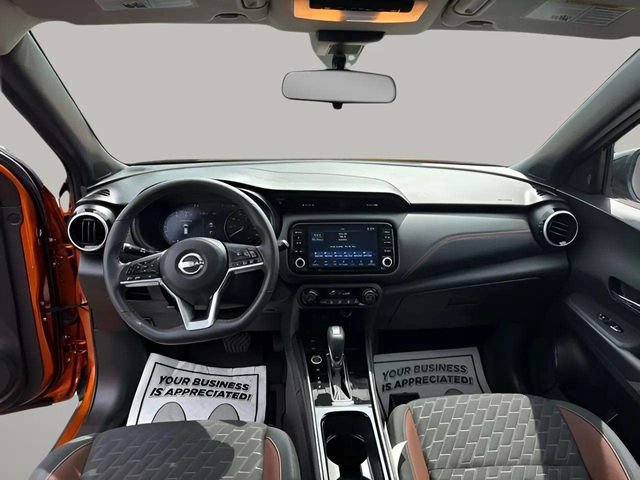 Used 2023 Nissan Kicks SR FWD image 26