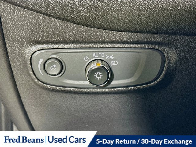 Used 2022 Chevrolet Equinox RS w/ RS Leather Package AWD/4WD image 16