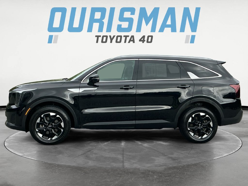 Used 2024 Kia Sorento S AWD/4WD image 4
