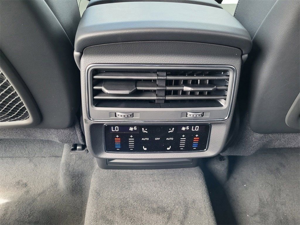 New 2025 Audi Q7 2.0T Premium Plus image 12
