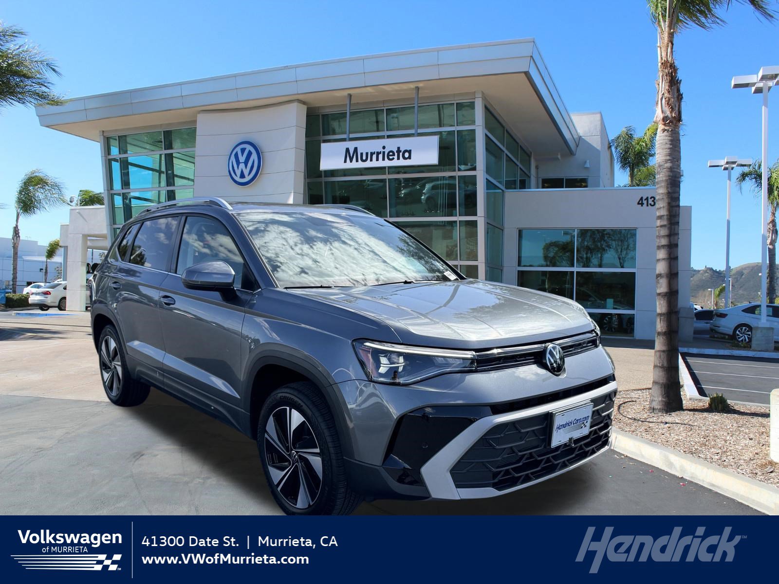 Used 2025 Volkswagen Taos SE AWD/4WD image 1