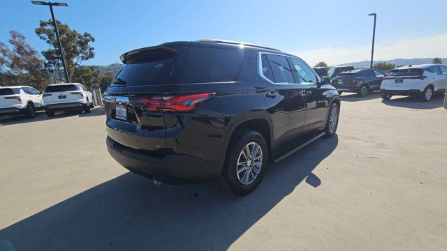Used 2023 Chevrolet Traverse LT FWD image 8