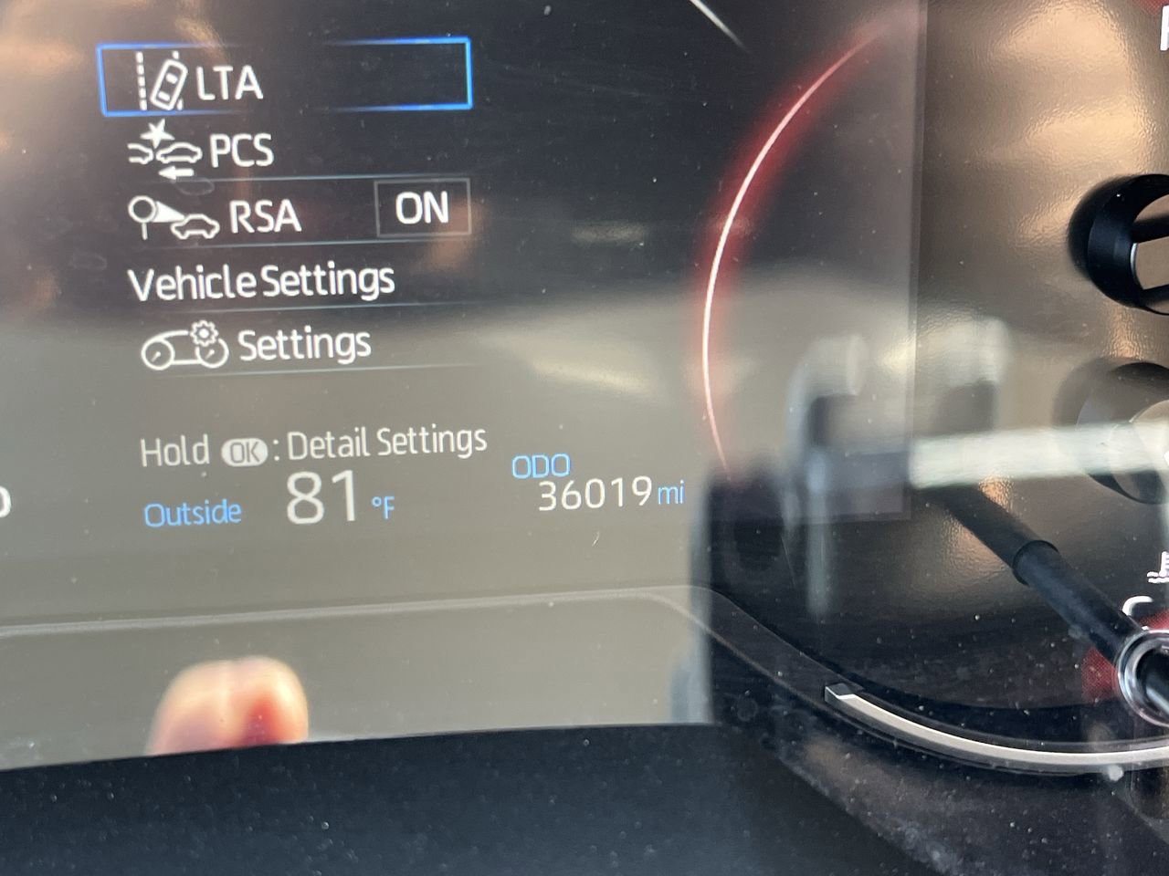 Used 2024 Toyota RAV4 LE AWD/4WD image 22