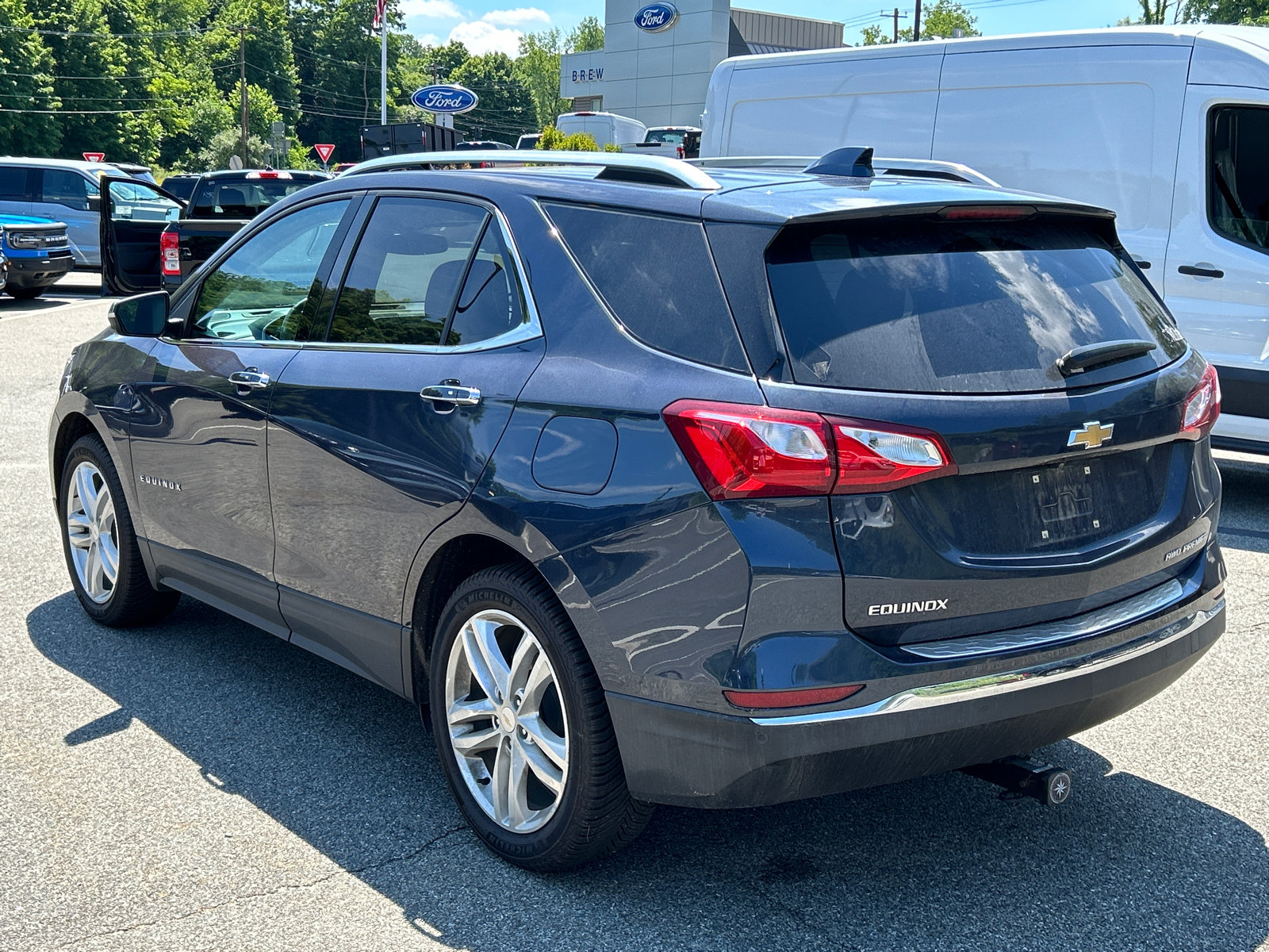 Used 2019 Chevrolet Equinox Premier AWD/4WD image 6