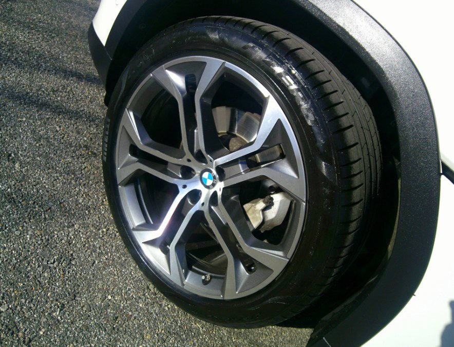 Used 2020 BMW X6 xDrive40i w/ Premium Package image 9