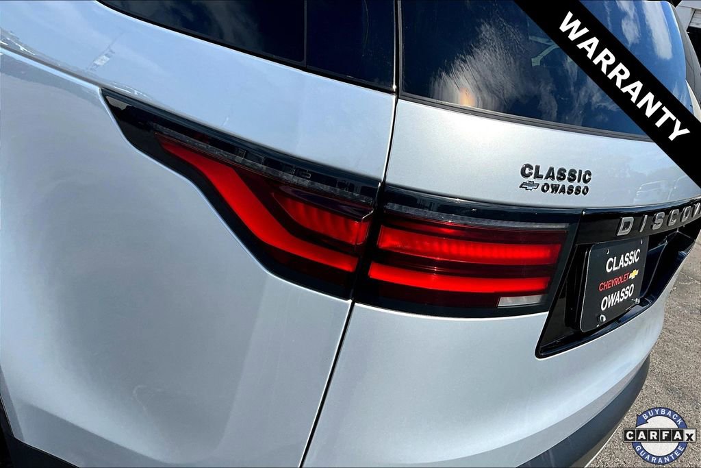 Used 2024 Land Rover Discovery S image 22