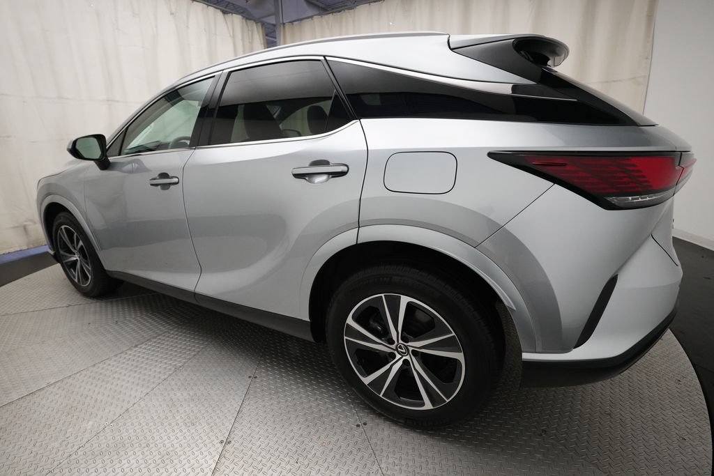 Used 2023 Lexus RX 350 Premium w/ Accessory Package AWD/4WD image 33