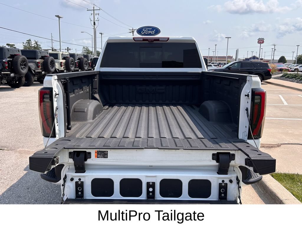 Used 2025 GMC Sierra 2500 AT4 w/ AT4 Premium Plus Package AWD/4WD image 21