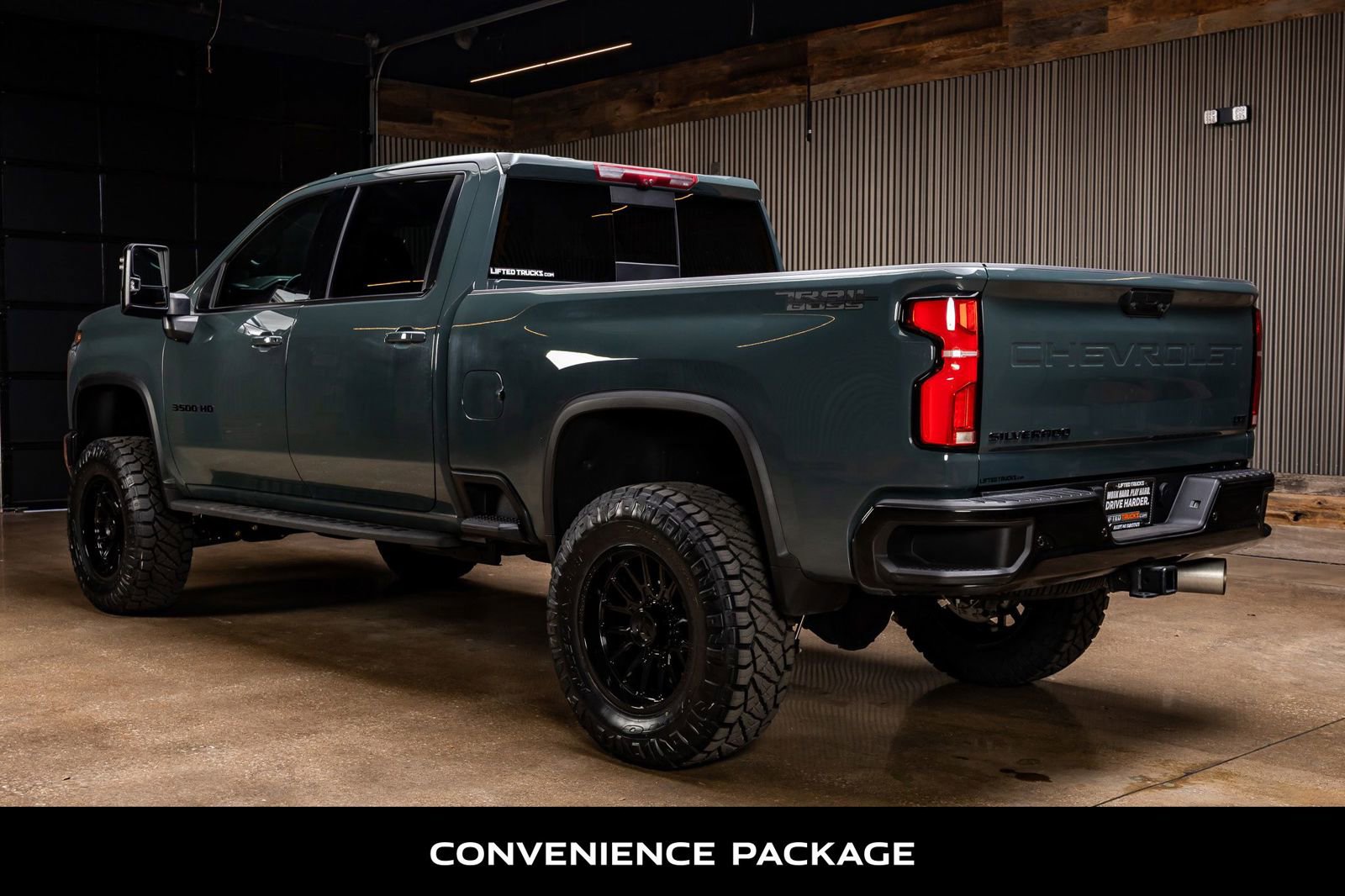 Used 2025 Chevrolet Silverado 3500 LTZ w/ LTZ Plus Package image 7