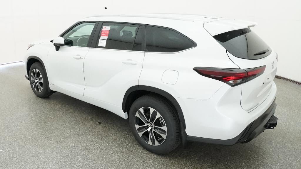 New 2026 Toyota Highlander XLE AWD/4WD image 5
