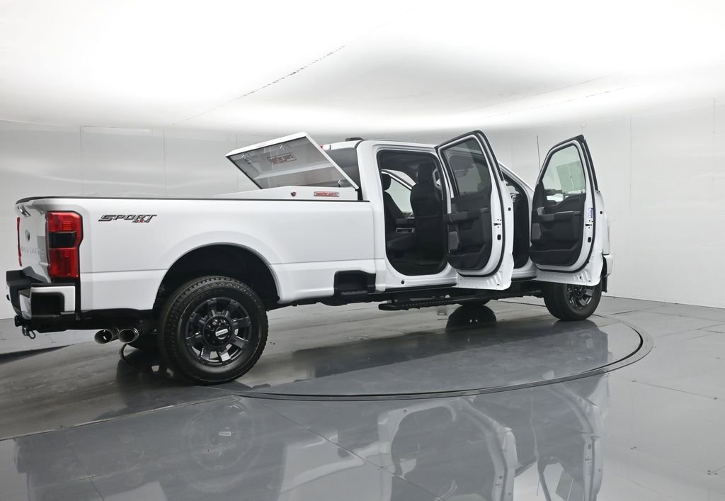 Used 2024 Ford F350 Lariat w/ Lariat Ultimate Package image 6