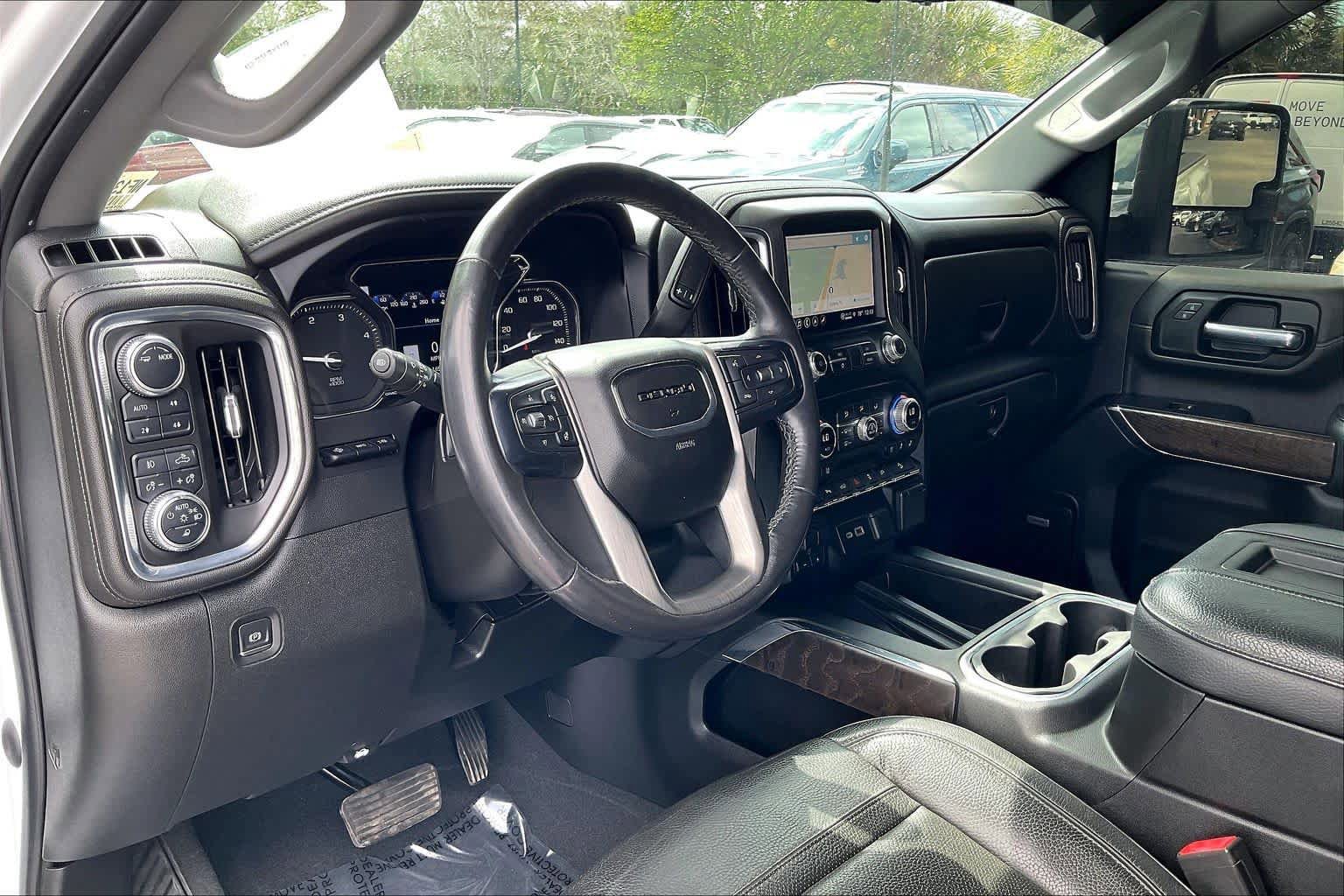 Certified 2022 GMC Sierra 3500 Denali w/ Denali Ultimate Package image 14