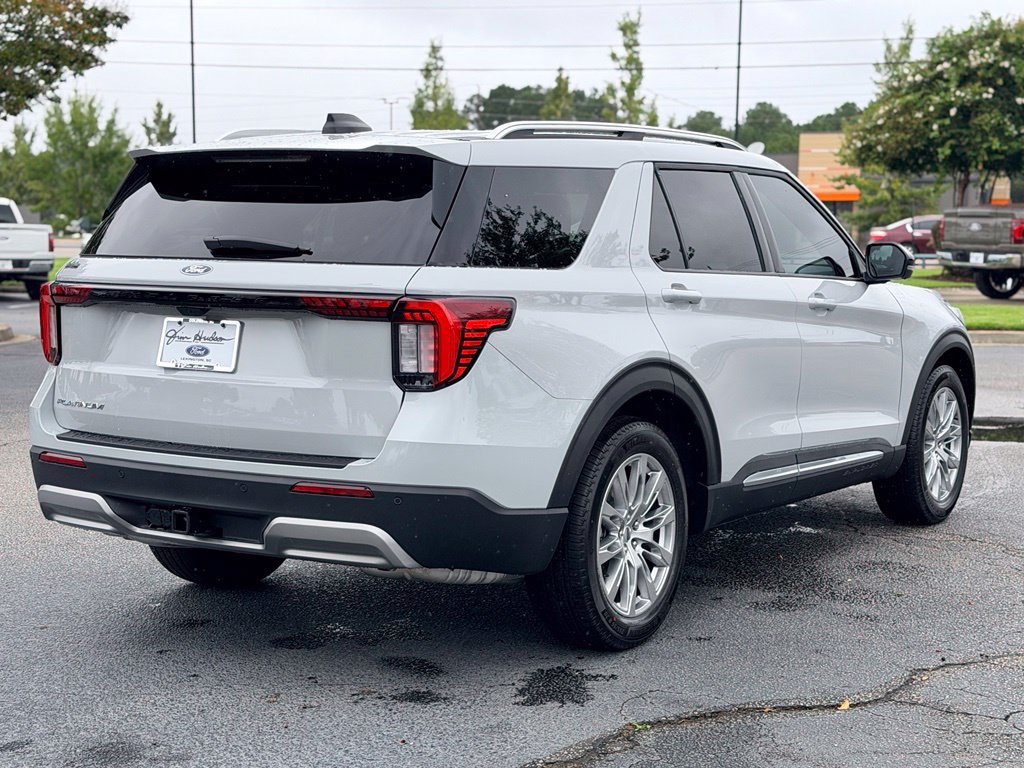 New 2027 Ford Explorer Platinum RWD image 4