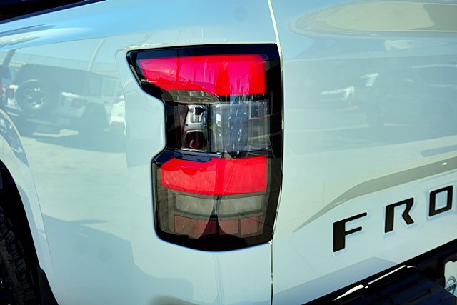 New 2026 Nissan Frontier SV w/ Tow Package AWD/4WD image 8