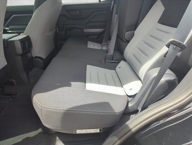 Used 2025 Toyota 4Runner TRD Off-Road image 18