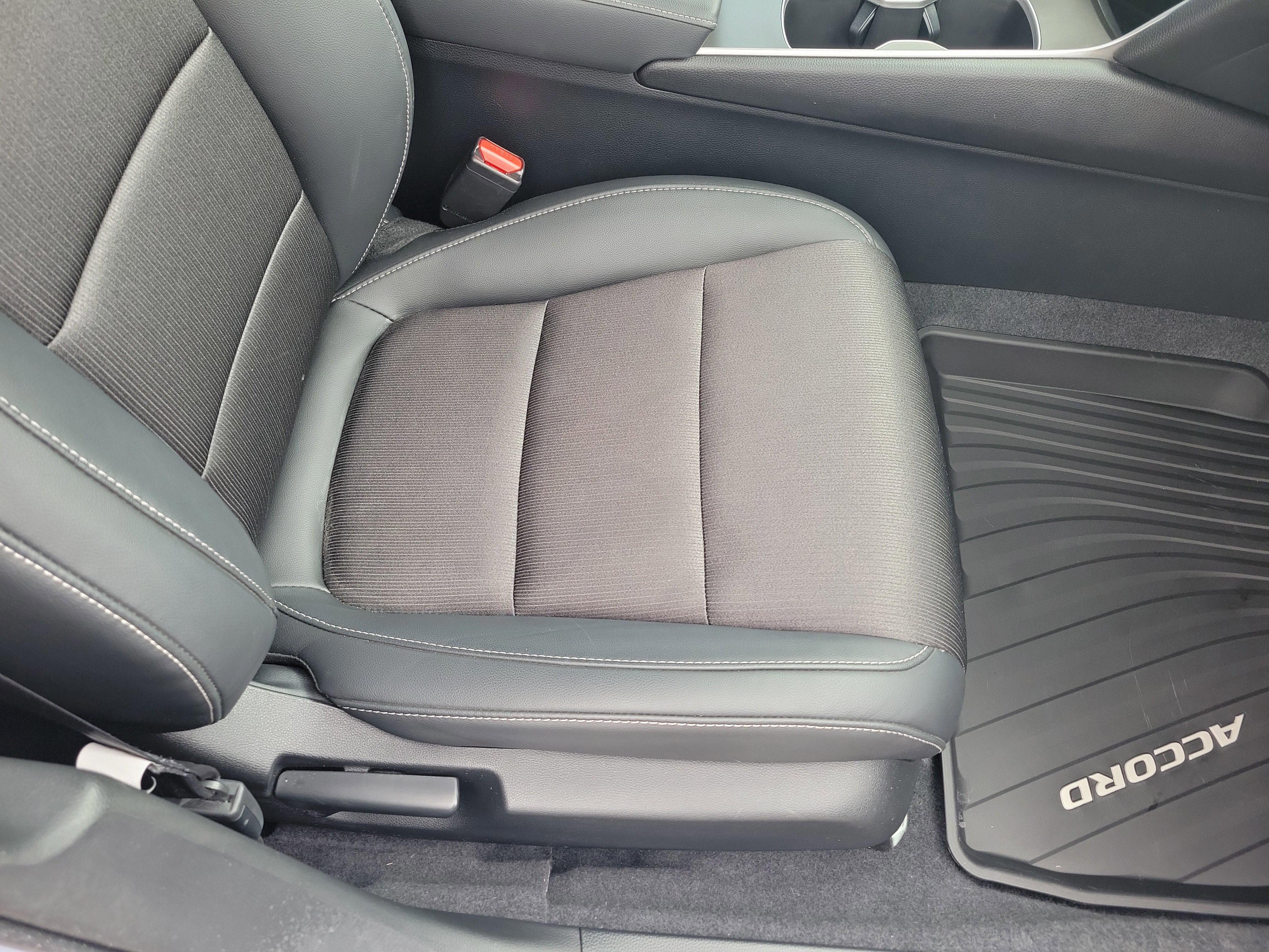 Used 2022 Honda Accord Sport image 18