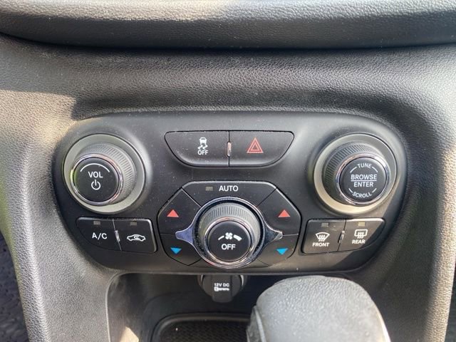 Used 2014 Dodge Dart Limited w/ Technology Group image 22