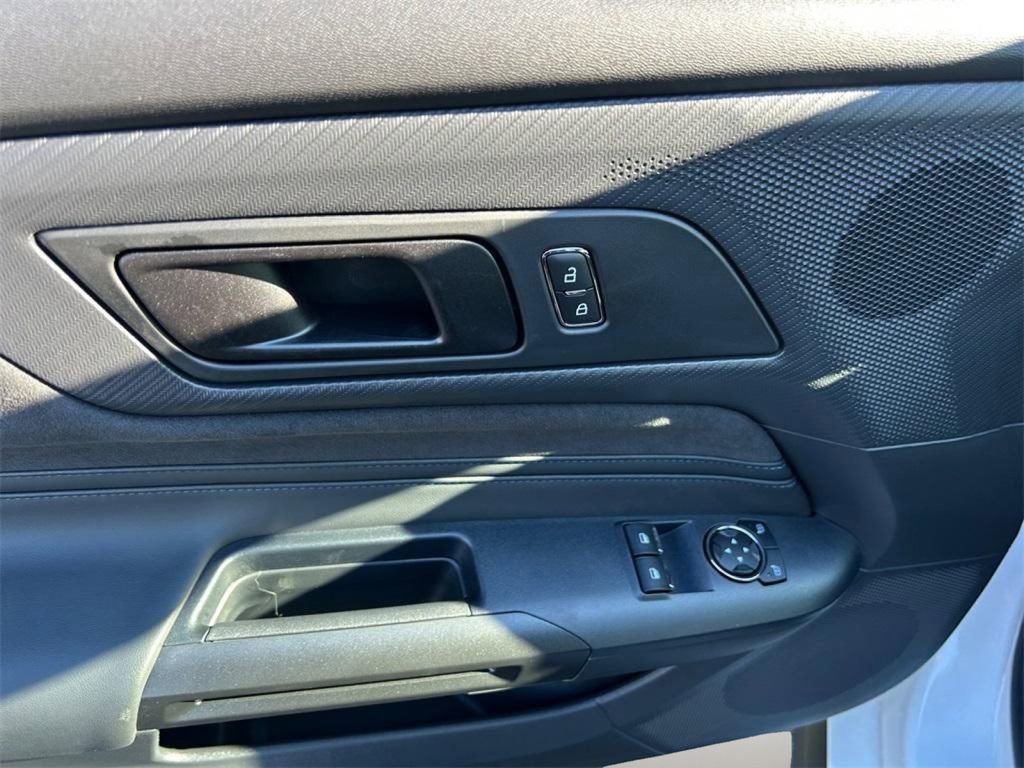 New 2025 Ford Mustang Dark Horse image 11