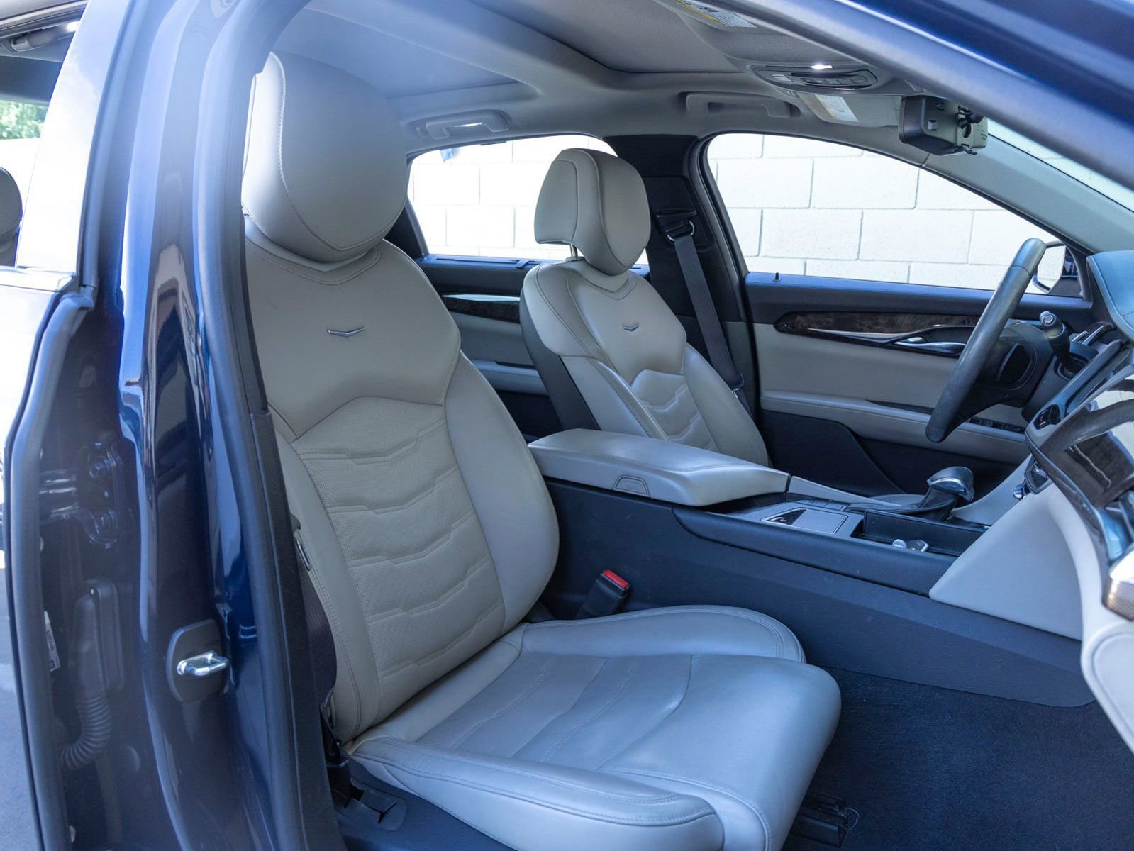 Used 2016 Cadillac CT6 Luxury image 27