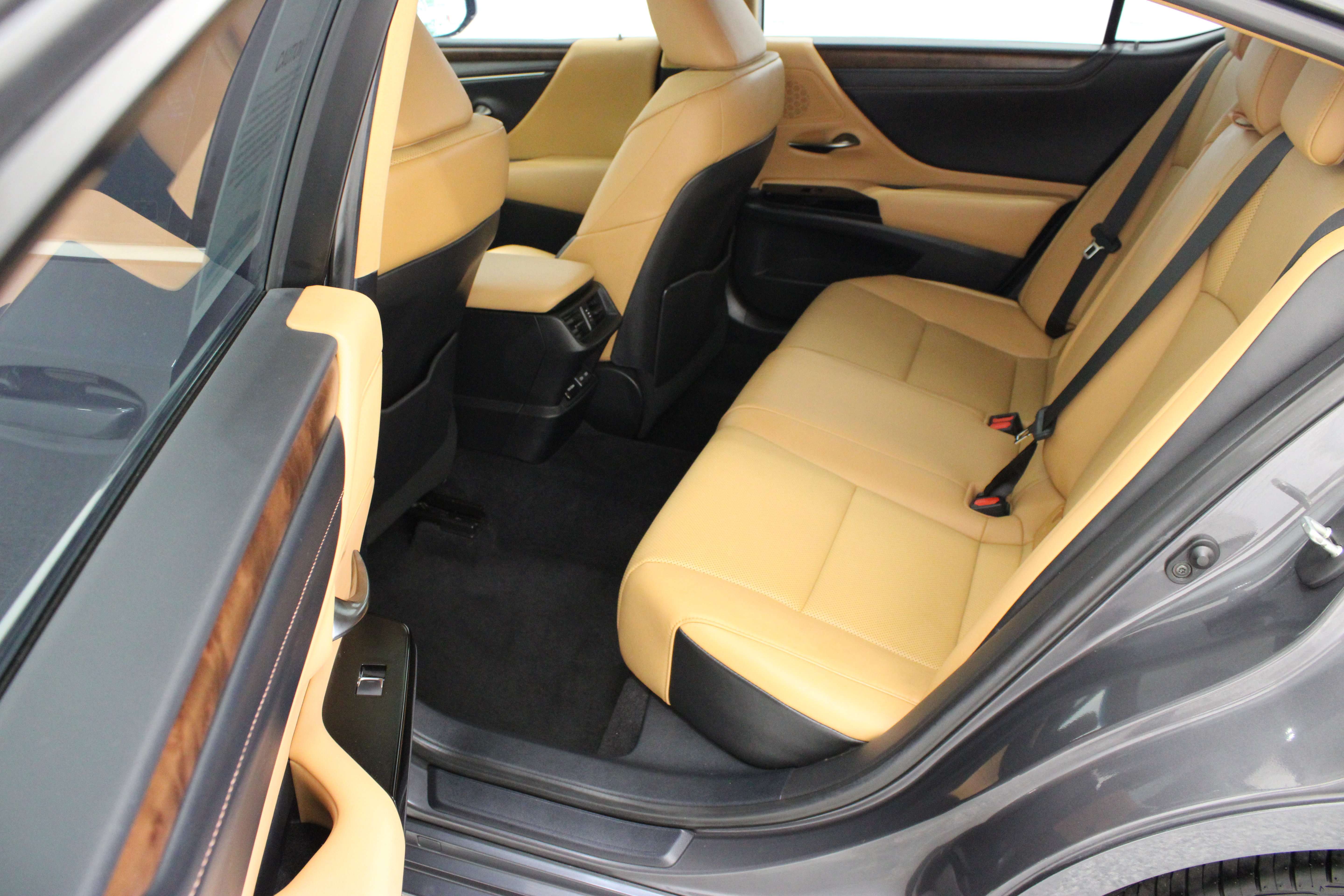 Used 2022 Lexus ES 350 w/ Premium Package FWD image 31