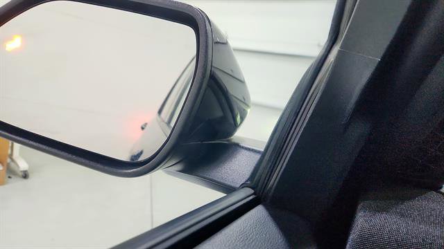 Used 2025 Ford Explorer ST-Line w/ ST-Line Street Pack image 13