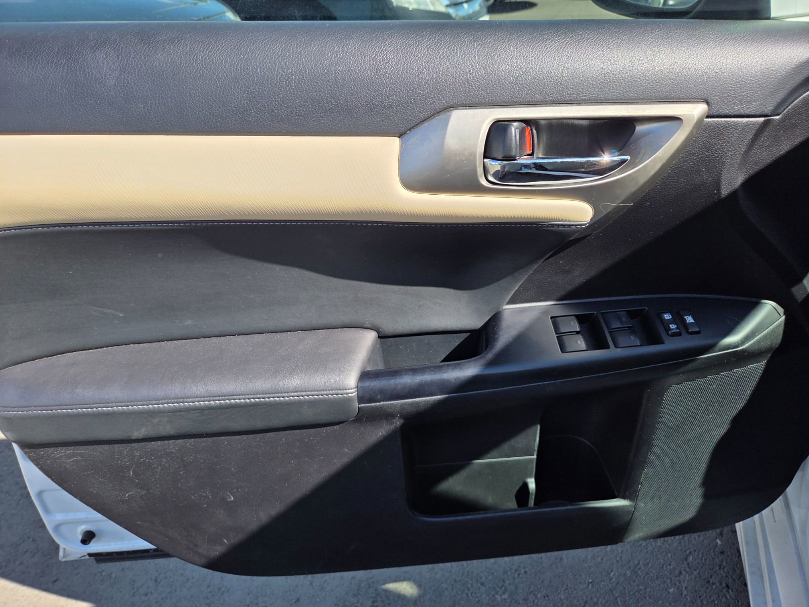 Used 2016 Lexus CT 200h w/ Seat Comfort Package image 7