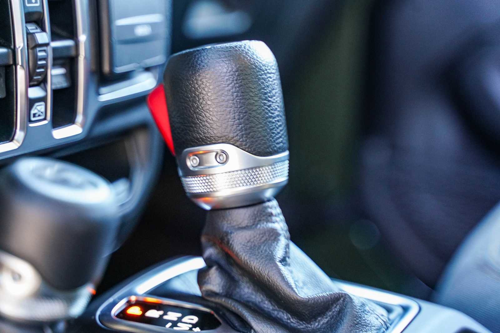 Used 2024 Jeep Wrangler Sport S image 19