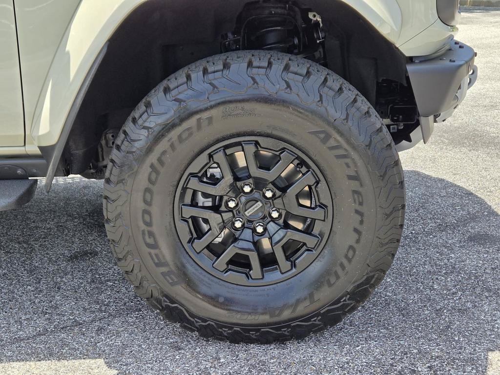 Used 2025 Ford Bronco Raptor AWD/4WD image 4