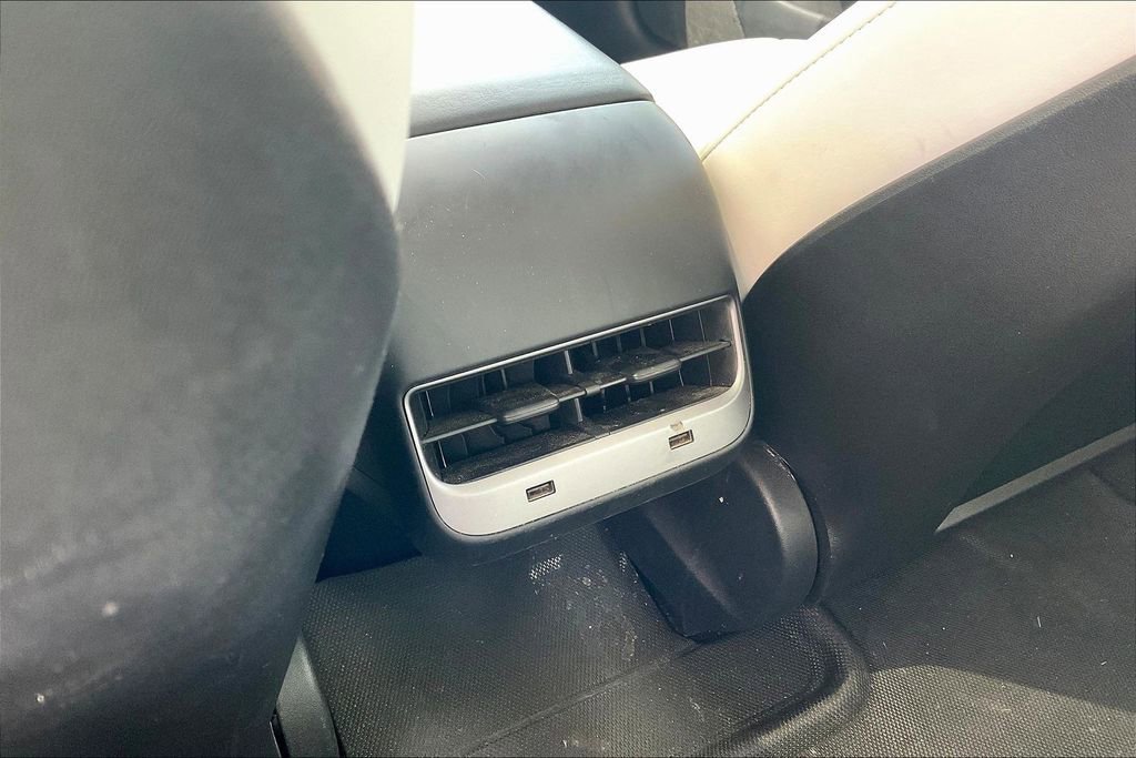 Used 2018 Tesla Model 3 Performance image 26