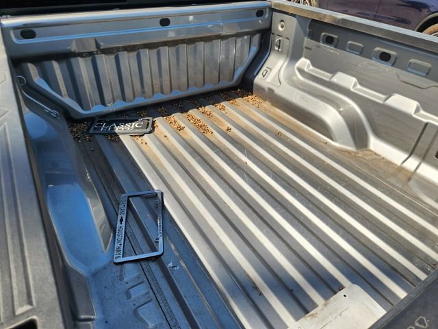 Used 2023 Chevrolet Colorado LT w/ LT Convenience Package II image 9