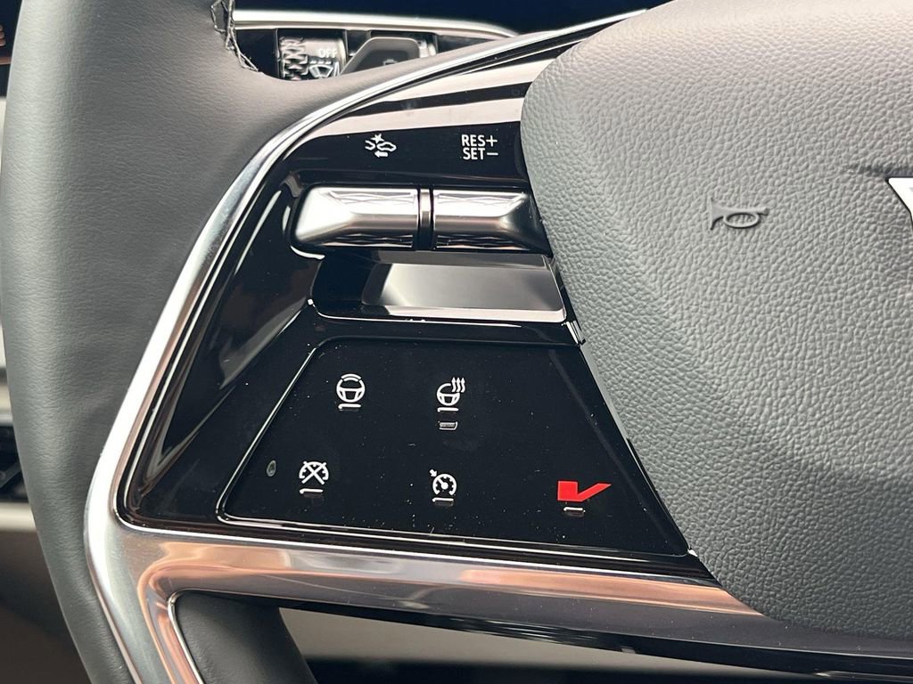 New 2026 Cadillac Vistiq Luxury image 13