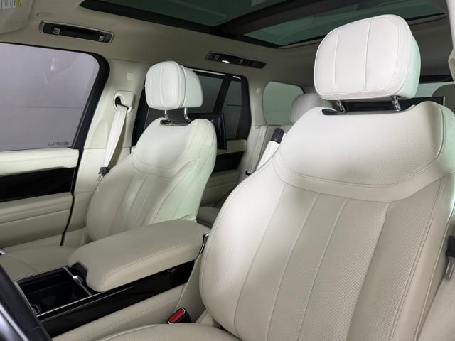 Used 2023 Land Rover Range Rover SE AWD/4WD image 15